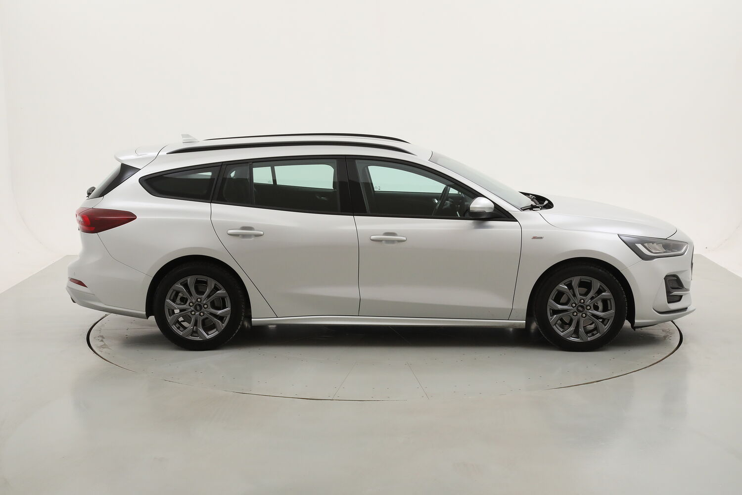 Ford Focus SW Hybrid ST-Line usata del 2022 con 79.398 km