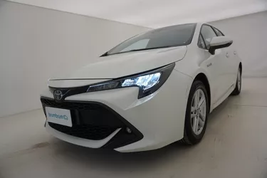 Toyota Corolla Hybrid Business 1.8 Full Hybrid 122CV Automatico Visione frontale