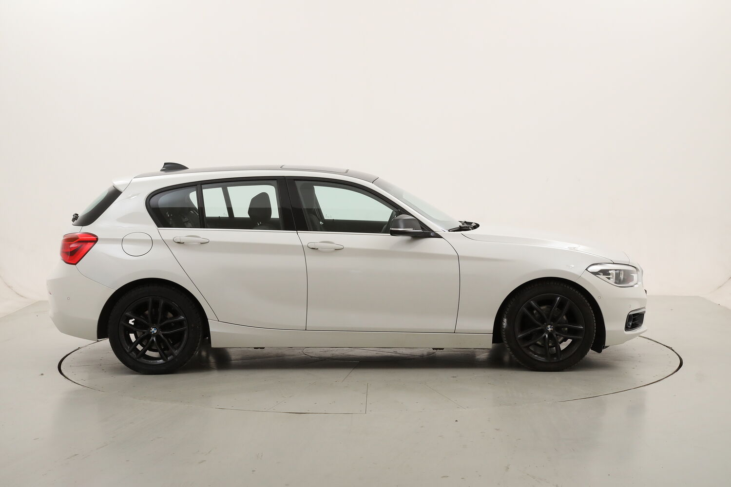 BMW Serie 1 Advantage usata del 2017 con 129.469 km