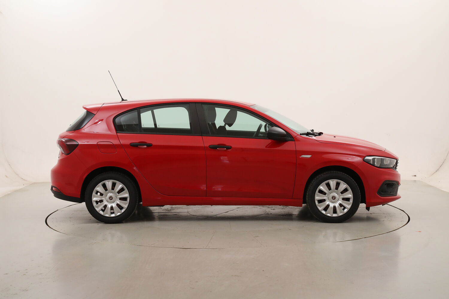 Fiat Tipo Lounge usata del 2021 con 67.670 km
