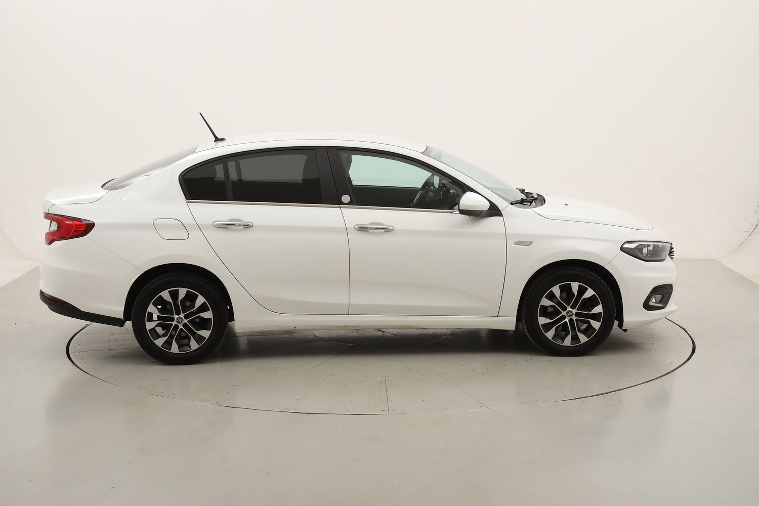 Fiat Tipo Mirror usata del 2020 con 73.625 km