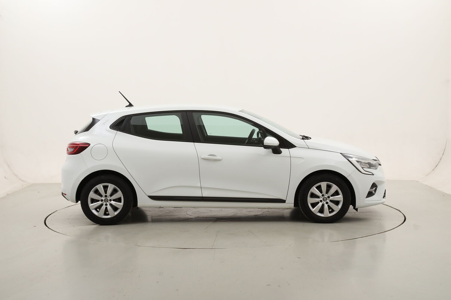 Renault Clio Business usata del 2020 con 102.451 km