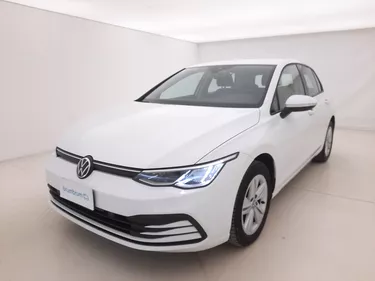 Volkswagen Golf Life 1.0 Benzina 110CV Manuale Visione frontale