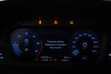 Audi Q3 35 Business quattro S tronic 2.0 Diesel 150CV Automatico Interni