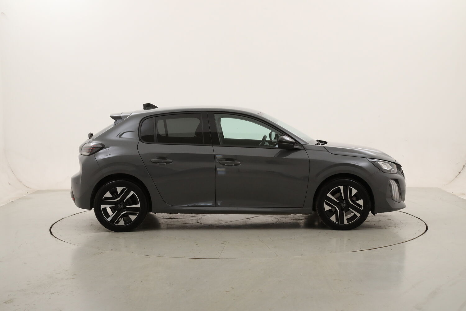 Peugeot 208 Allure usata del 2025 con 26.292 km