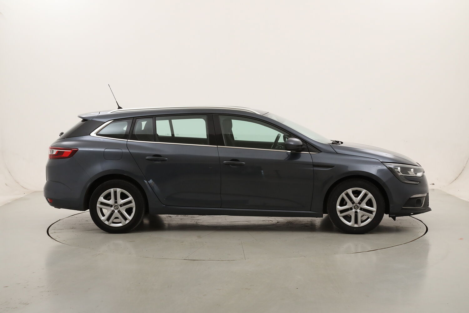 Renault Megane Business usata del 2019 con 125.703 km