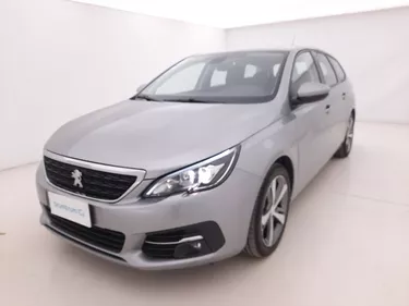 Peugeot 308 SW Active EAT8 1.5 Diesel 131CV Automatico Visione frontale