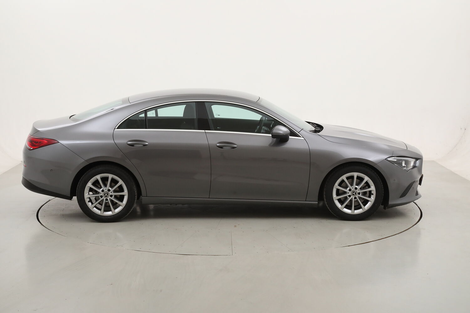 Mercedes CLA 180 d Automatic Business usata del 2021 con 75.609 km