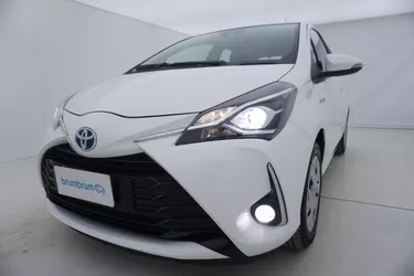 Toyota Yaris Hybrid Business 1.5 Full Hybrid 101CV Automatico Visione frontale