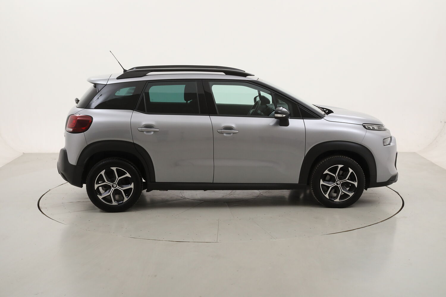 Citroen C3 Aircross Plus + Navigatore usata del 2024 con 20.630 km