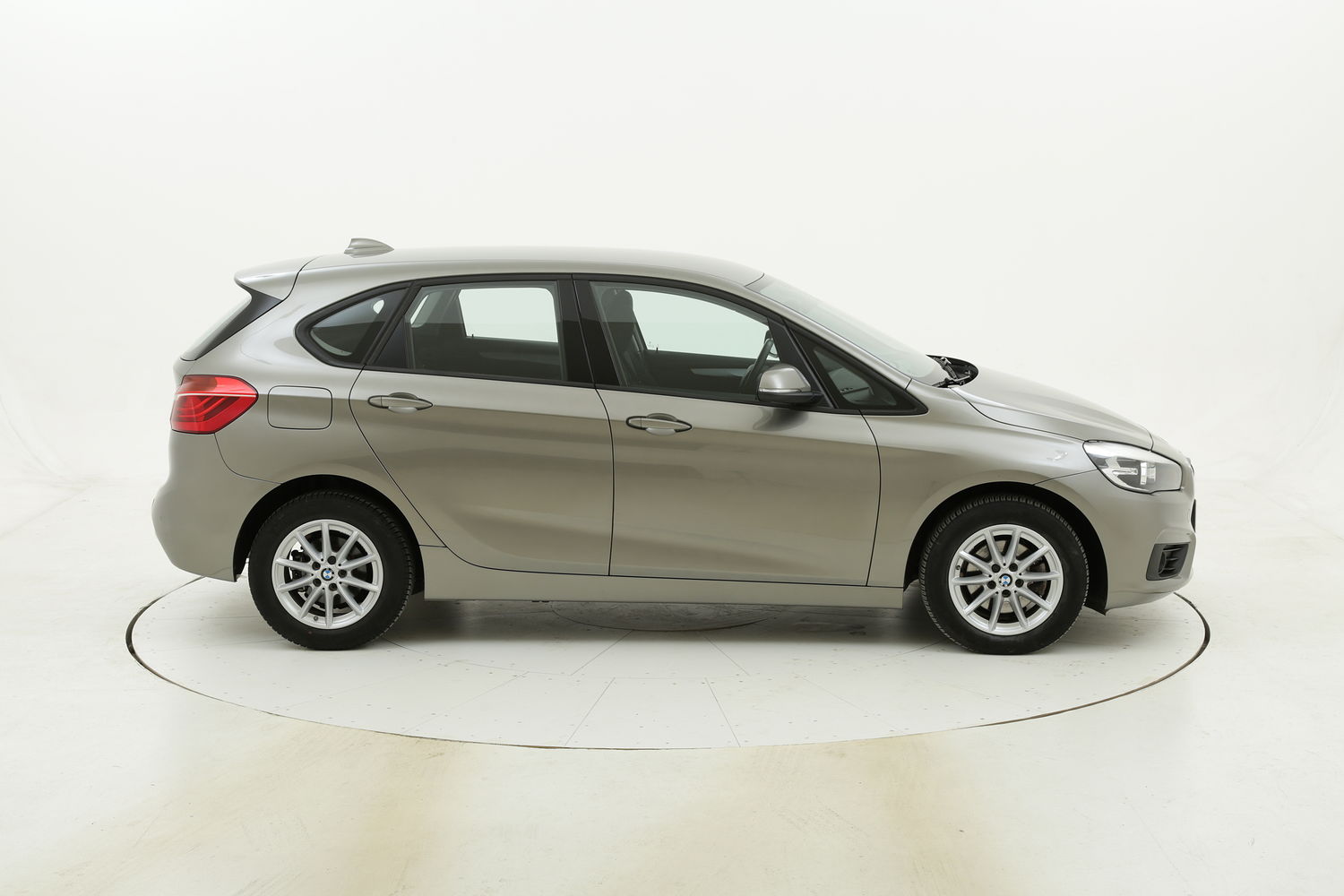 BMW Serie 2 Active Tourer 218d Advantage usata del 2017 con 36.855 km