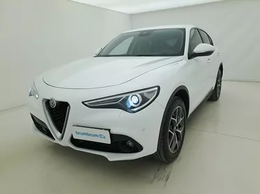 Alfa Romeo Stelvio Super AT8 Q4 2.1 Diesel 210CV Automatico Visione frontale