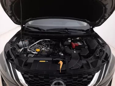 Nissan Qashqai MHEV Business Xtronic 1.3 Mild Hybrid 158CV Automatico Vano motore