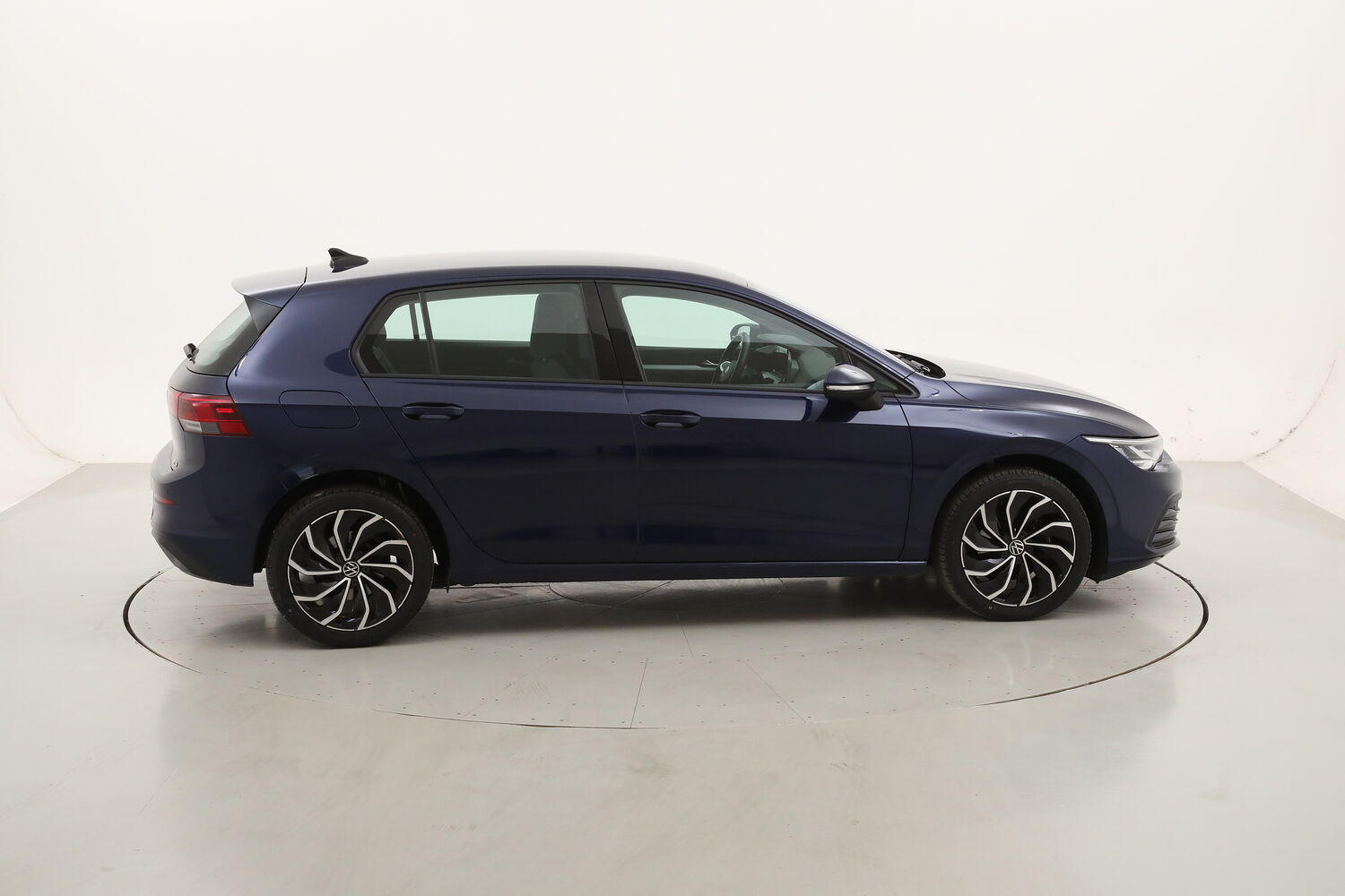 Volkswagen Golf Life DSG usata del 2022 con 81.464 km