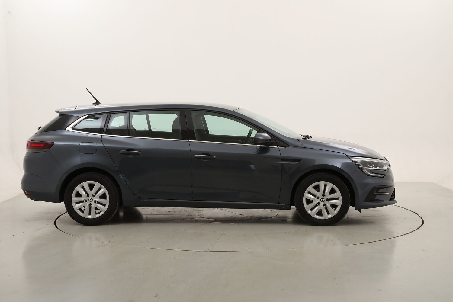 Renault Megane Sporter Equilibre EDC usata del 2022 con 92.892 km