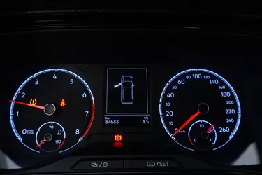 Volkswagen T-Cross Life 1.0 Benzina 95CV Manuale Interni