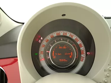 Fiat 500 Hybrid Lounge 1.0 Mild Hybrid 70CV Manuale Interni