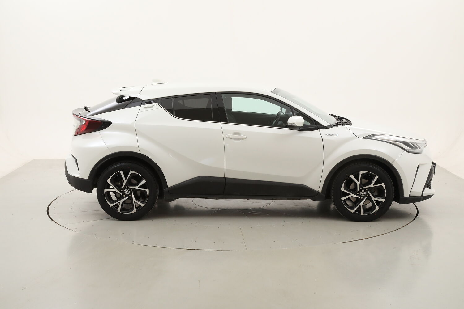 Toyota C-HR Hybrid Morebusiness usata del 2021 con 78.039 km