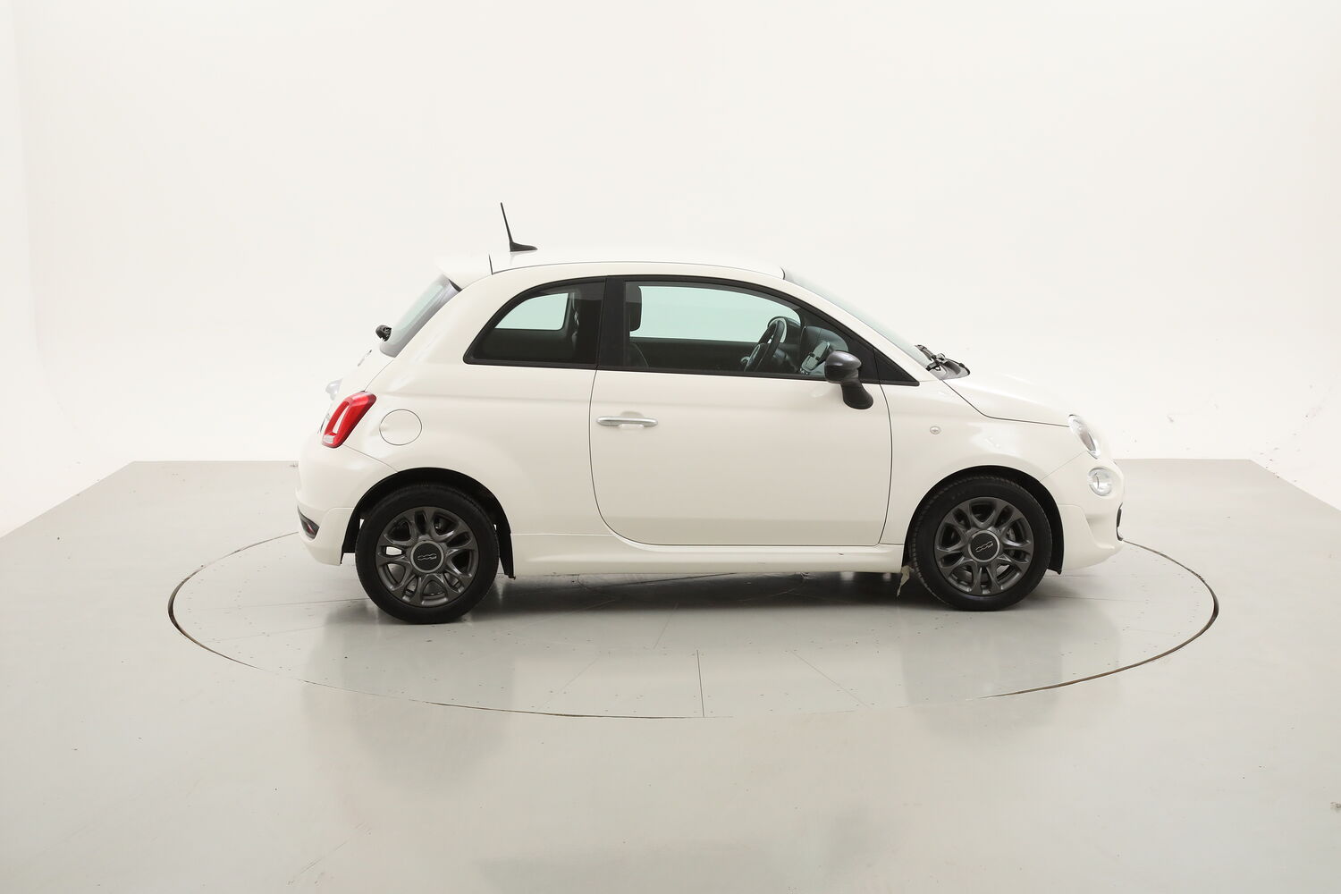 Fiat 500 Hybrid Connect usata del 2021 con 45.288 km