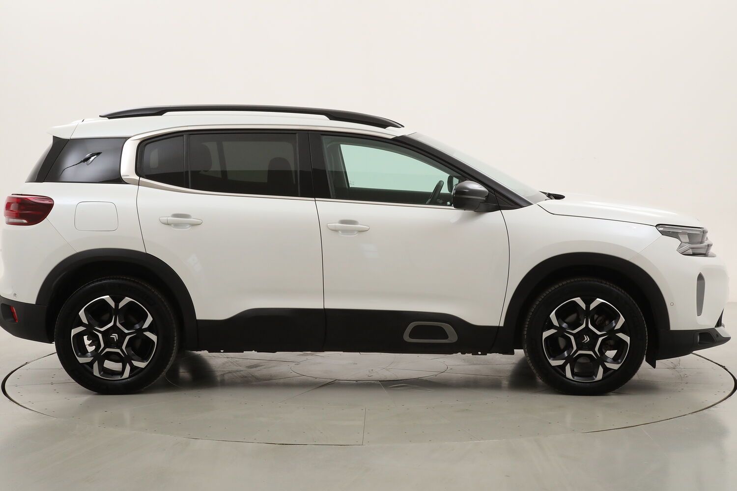 Citroen C5 Aircross Shine EAT8 usata del 2023 con 22.776 km
