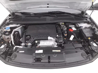 Peugeot 308 SW GT EAT8 1.2 Benzina 131CV Automatico Vano motore