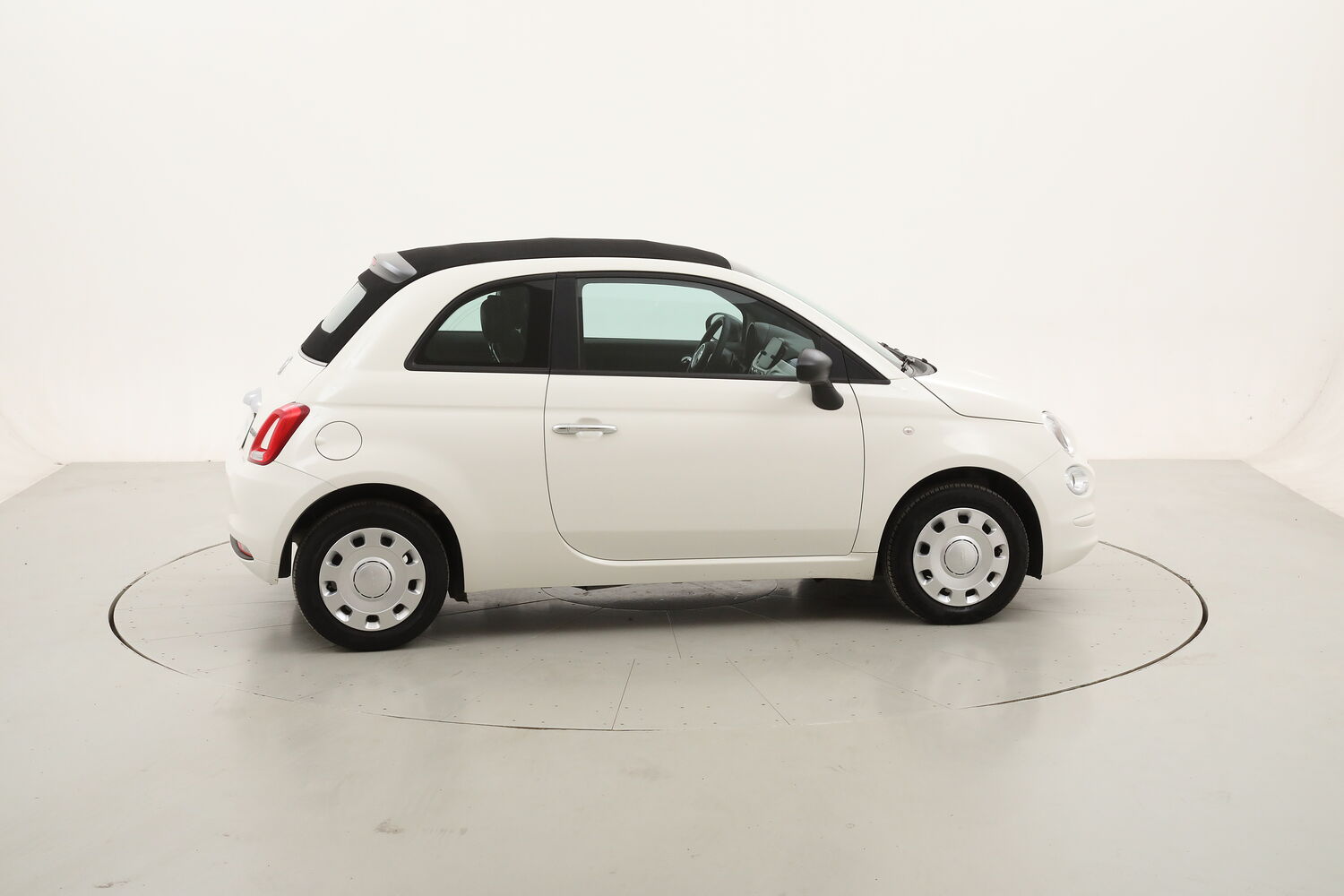 Fiat 500 Hybrid usata del 2023 con 52.463 km