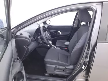 Toyota Yaris Hybrid Business 1.5 Full Hybrid 116CV Automatico Sedili