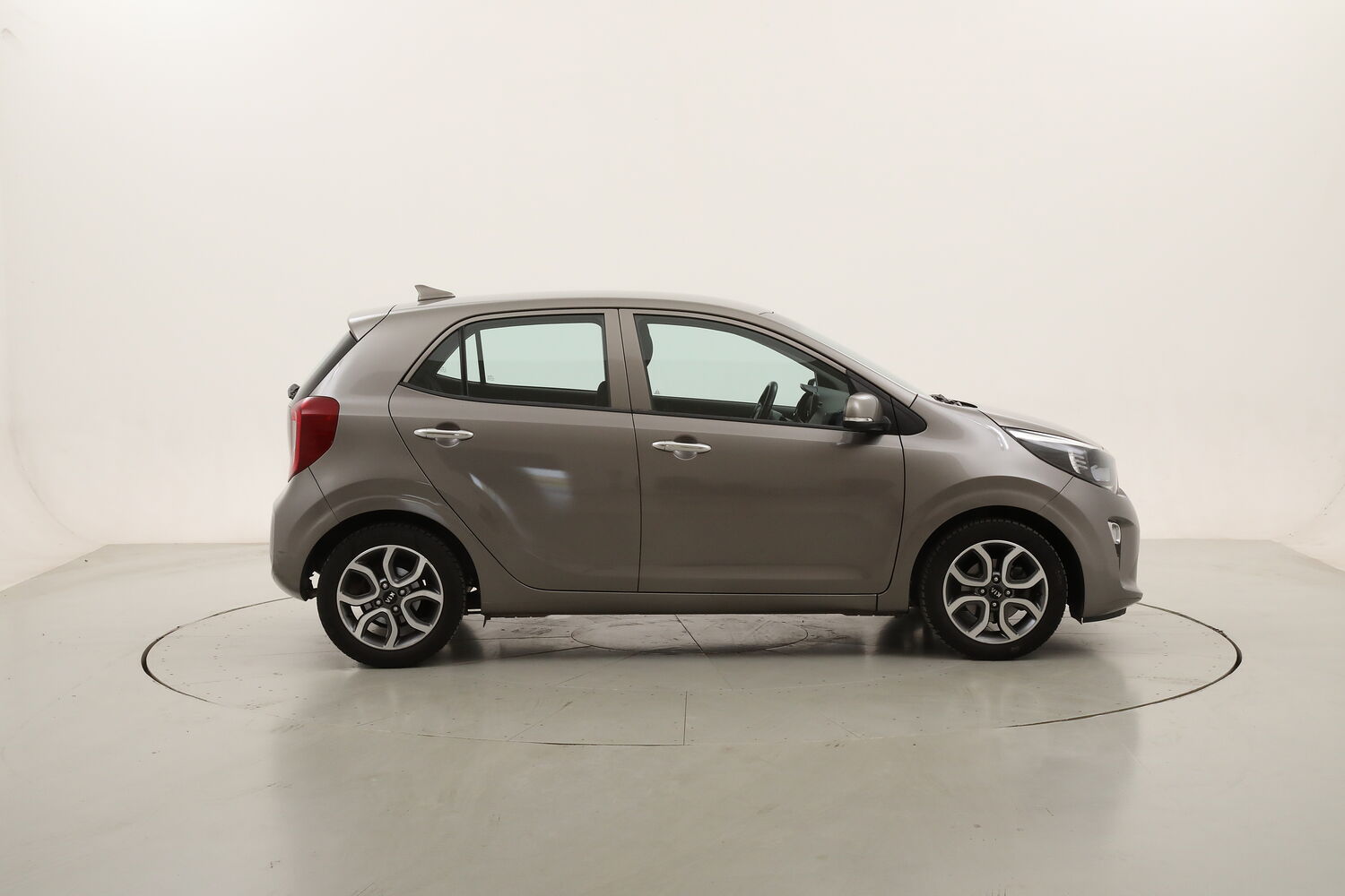 Kia Picanto Cool EcoGPL usata del 2018 con 108.935 km