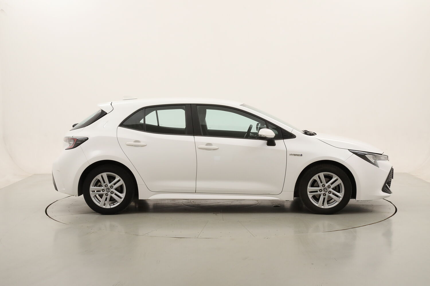 Toyota Corolla Hybrid Business usata del 2021 con 75.983 km