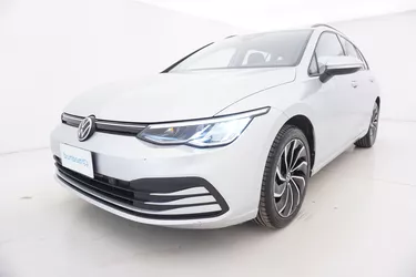Volkswagen Golf Variant Variant Life DSG 2.0 Diesel 150CV Automatico Visione frontale