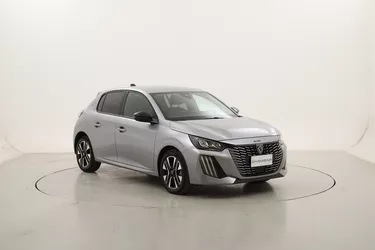 Peugeot 208 Allure 1.2 Benzina 101CV Manuale Peugeot 208 Allure 1.2 Benzina 101CV Manuale