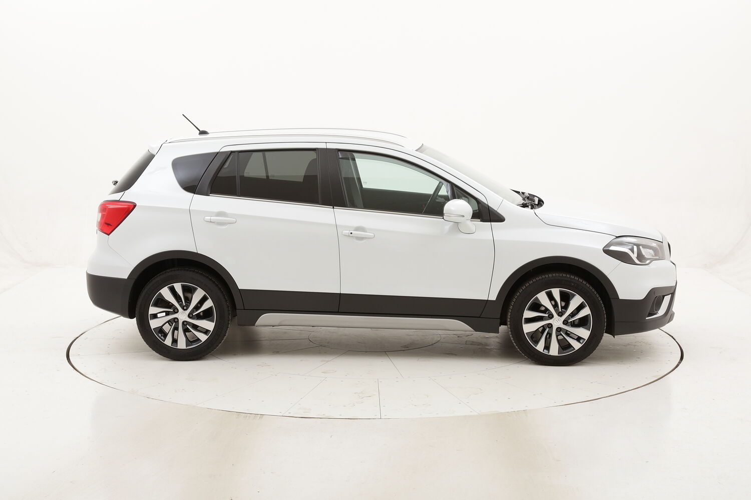 Suzuki S-Cross 1.6 ddis Top 4wd All Grip usata del 2017 con 82.030 km