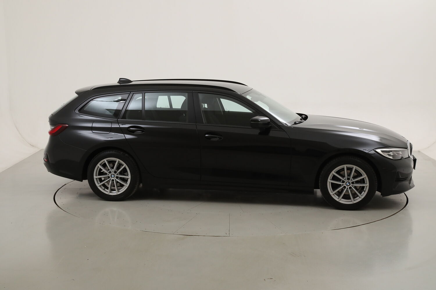 BMW Serie 3 318d 48V Touring Business Advantage usata del 2022 con 90.786 km