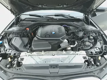 BMW Serie 3 318d 48V Touring Business Advantage 2.0 Mild Hybrid 150CV Automatico Vano motore