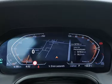 BMW Serie 3 318d 48V Touring Business Advantage 2.0 Mild Hybrid 150CV Automatico Interni