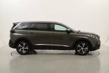 Peugeot 5008 Allure EAT8 - 7 POSTI 1.5 Diesel 131CV Automatico Peugeot 5008 Allure EAT8 - 7 POSTI 1.5 Diesel 131CV Automatico