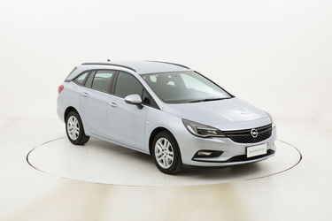 Opel Astra ST Business usata del 2016 con 106.214 km