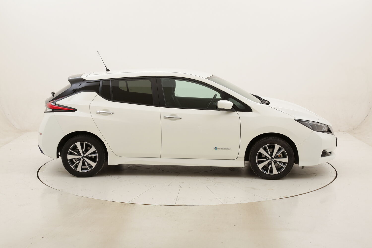 Nissan Leaf Visia Plus usata del 2019 con 29.671 km