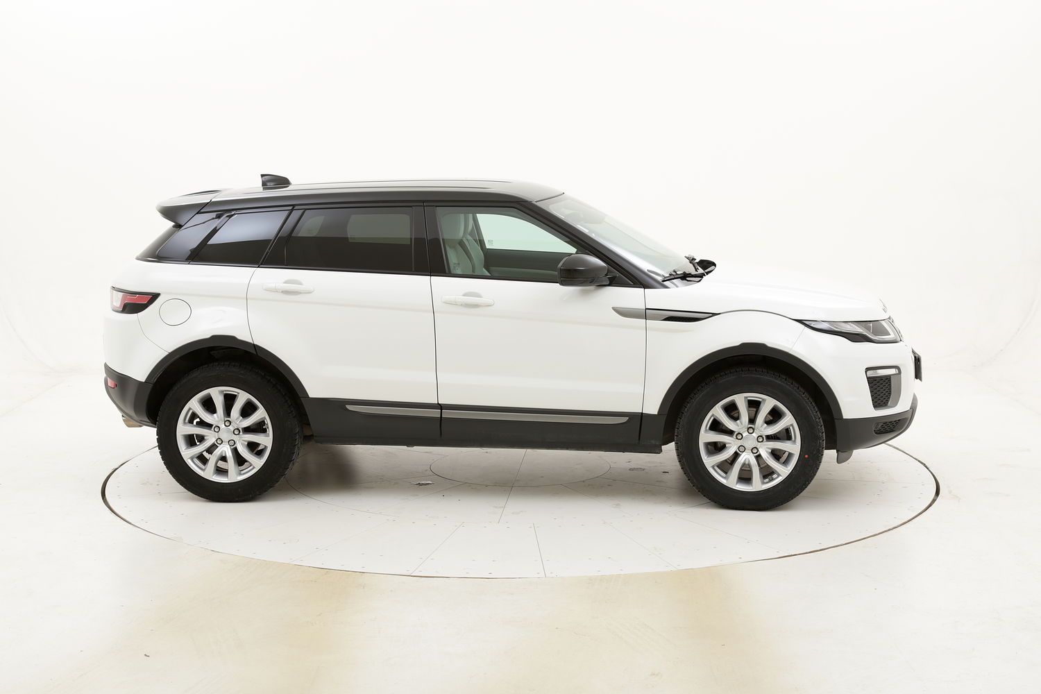 Land Rover Range Rover Evoque SE aut. usata del 2016 con 57.815 km