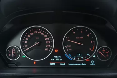 BMW Serie 3 320d Touring Business Advantage 2.0 Diesel 190CV Automatico Interni