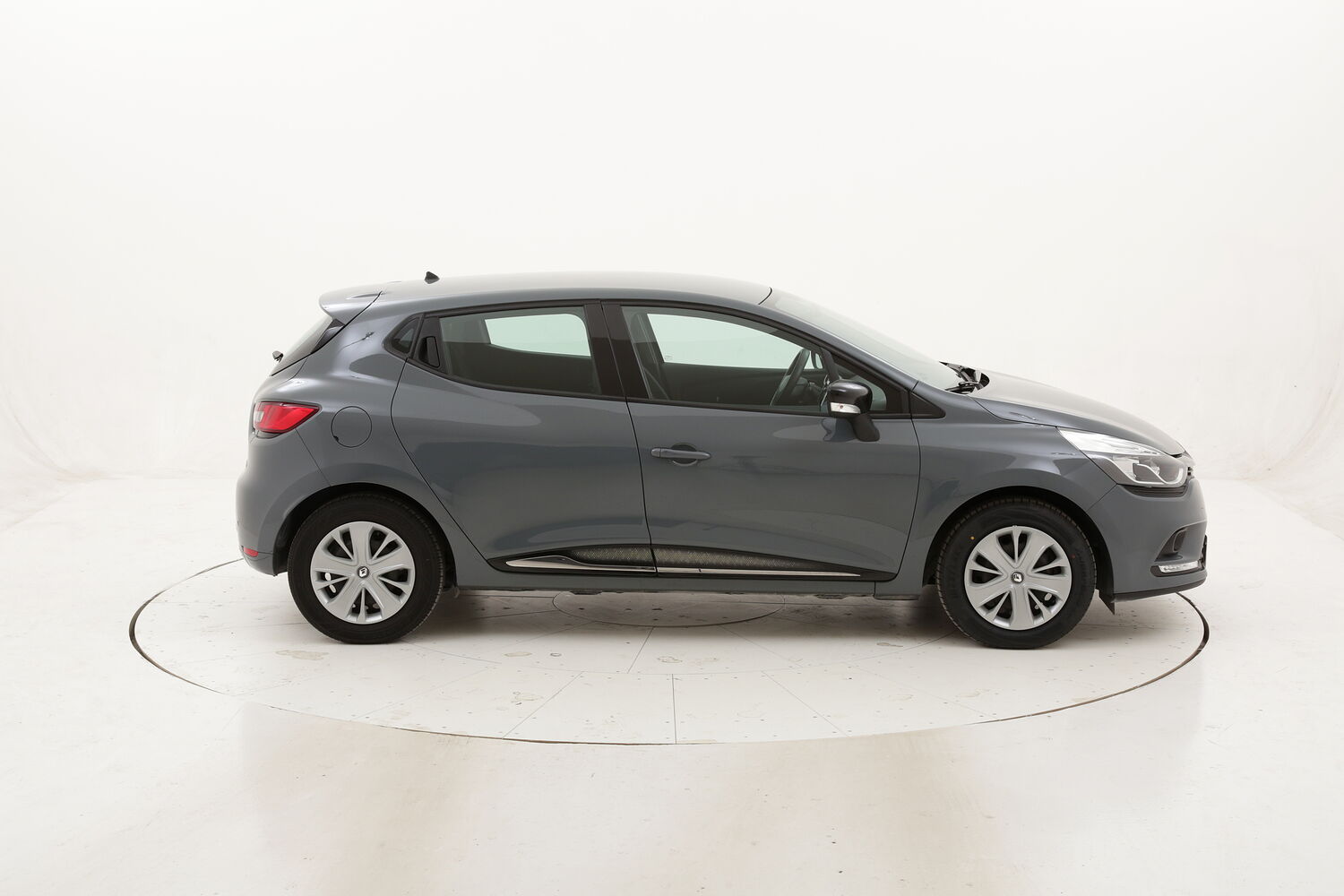 Renault Clio Moschino Life GPL usata del 2019 con 33.368 km