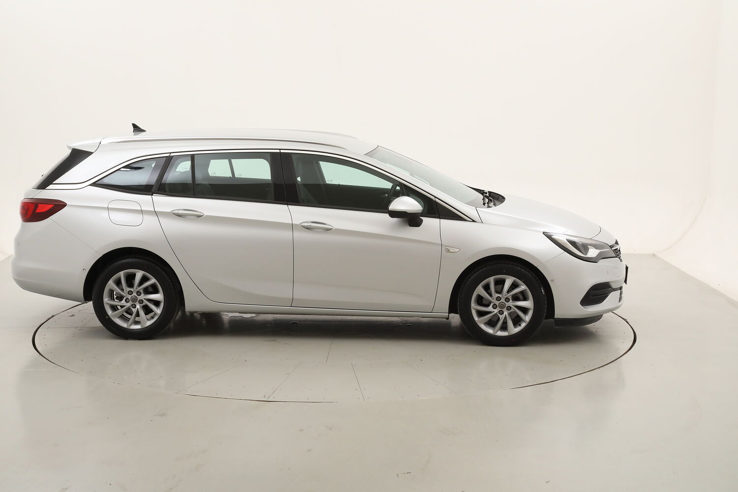 Opel Astra ST Business Elegance AT9 usata del 2020 con 87.930 km
