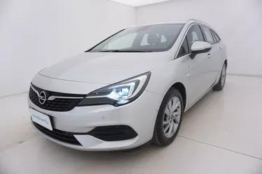 Opel Astra ST Business Elegance AT9 1.5 Diesel 122CV Automatico Visione frontale