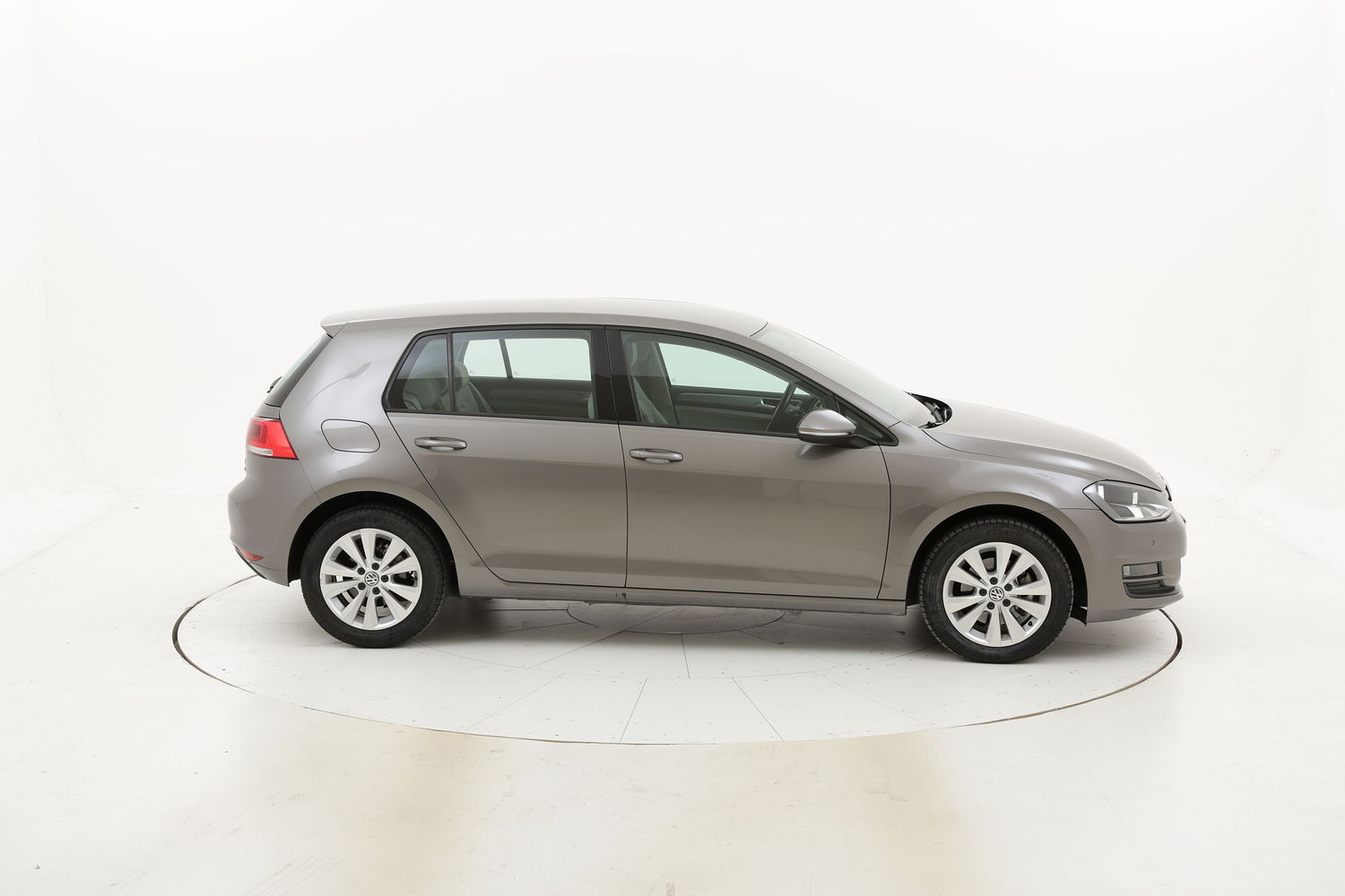 Volkswagen Golf usata del 2016 con 127.443 km