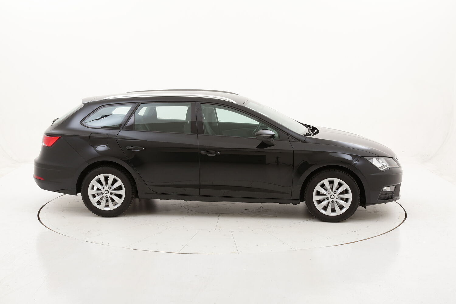 Seat Leon ST Business usata del 2017 con 60.905 km