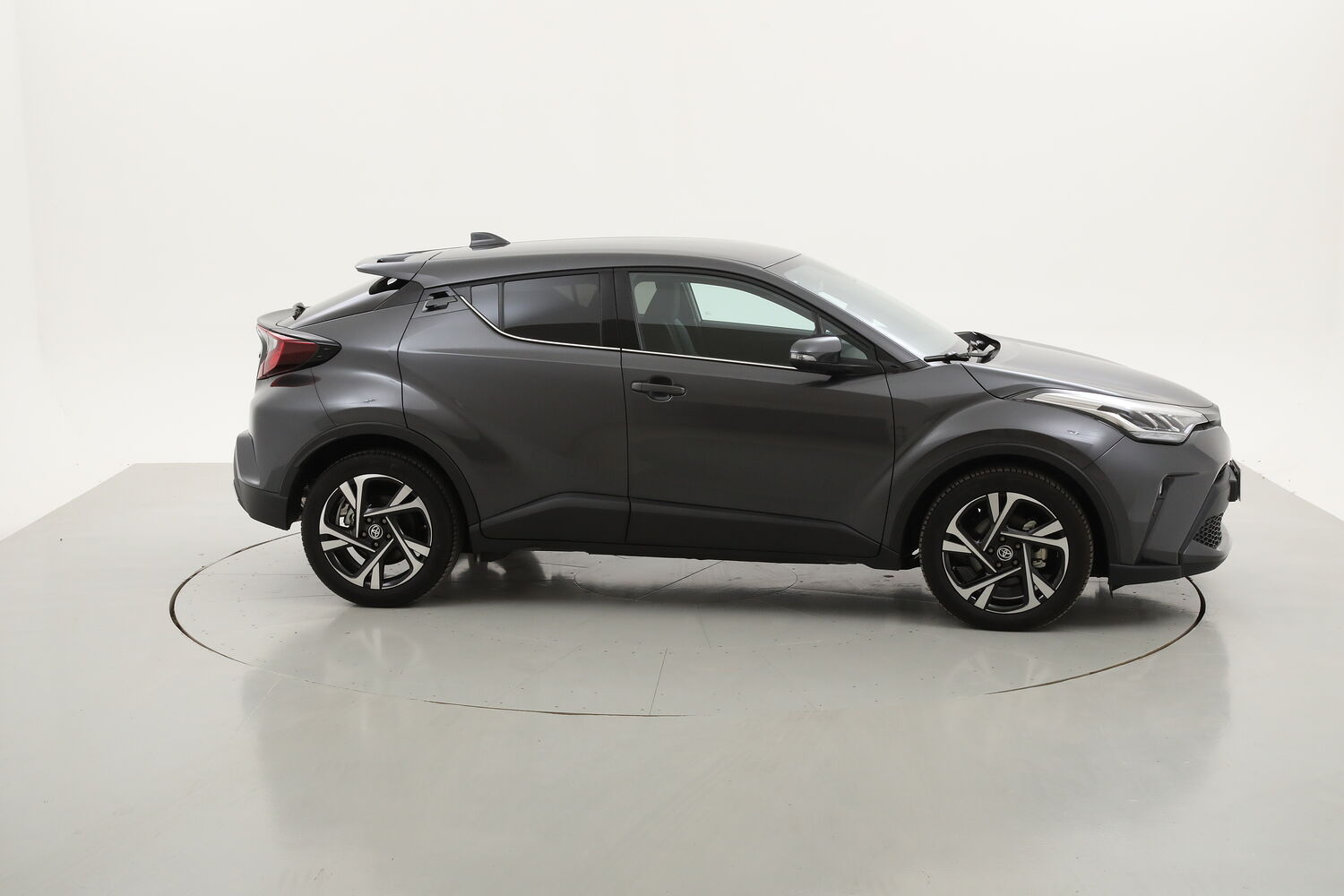 Toyota C-HR Hybrid Morebusiness usata del 2023 con 119 km