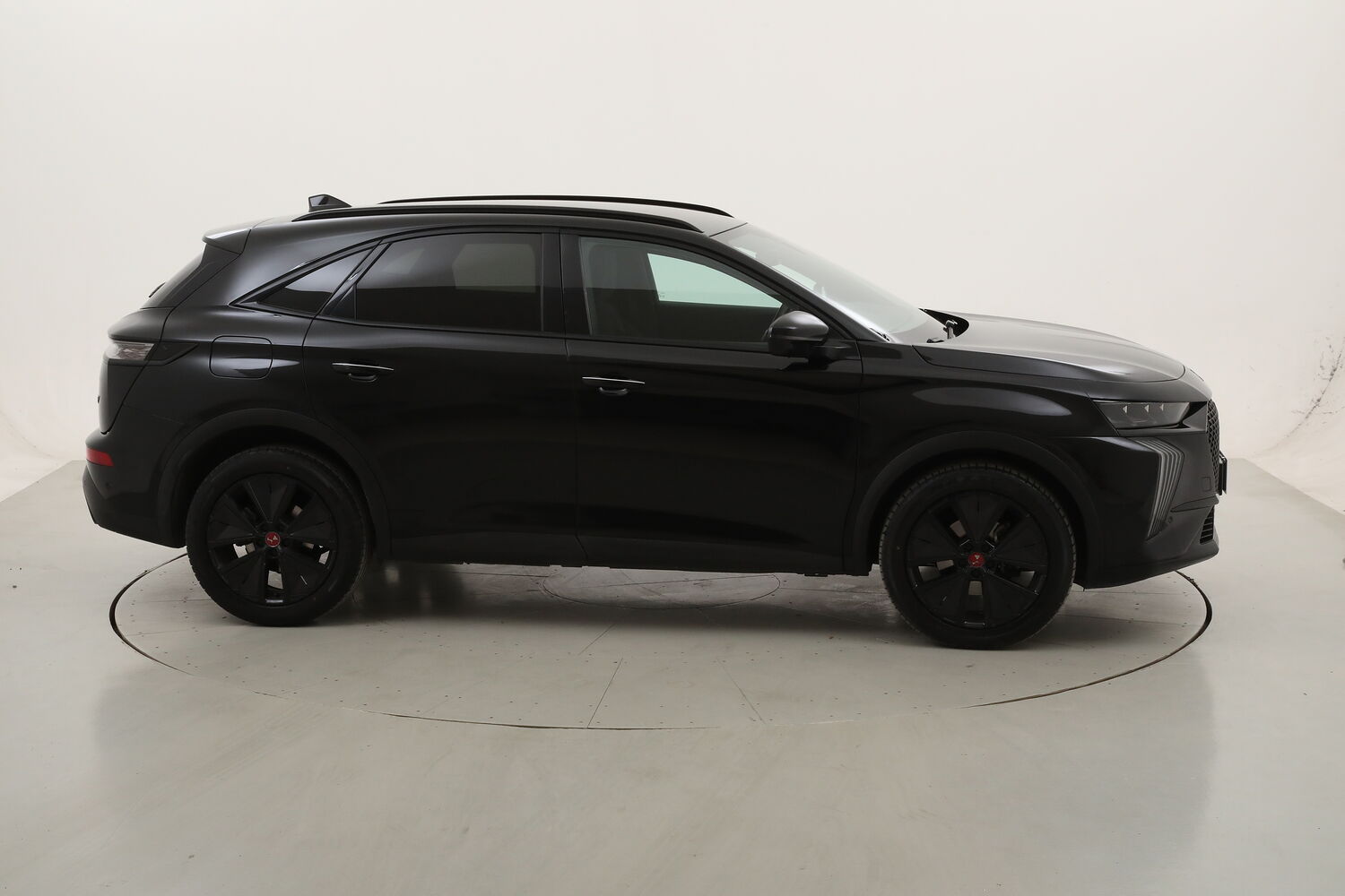 DS DS 7 Performance Line Auto usata del 2023 con 68.507 km