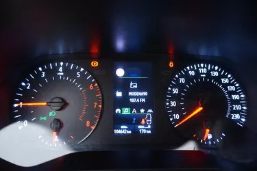Renault Clio Business 1.0 Benzina 101CV Manuale Interni
