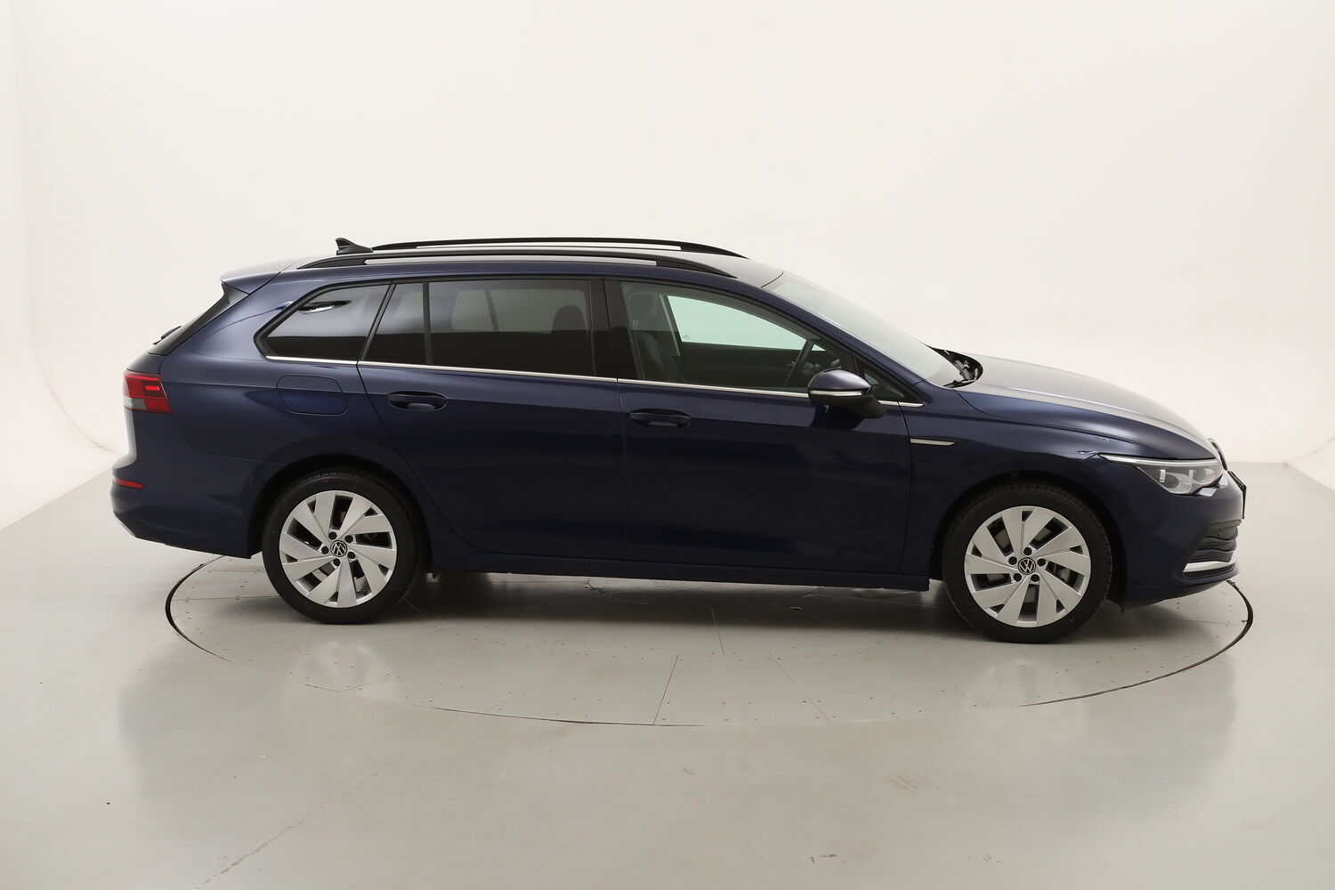 Volkswagen Golf Variant Variant Style usata del 2021 con 58.332 km