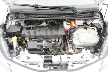 Toyota Yaris Hybrid Business 1.5 Full Hybrid 101CV Automatico Vano motore